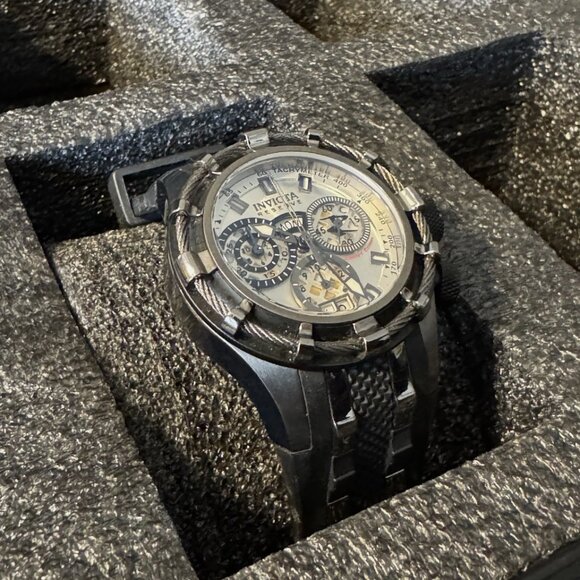 INVICTA Bolt Chronograph Silver Dial Ladies Watch (LIMITED EDITION 179/333) - Picture 4 of 5